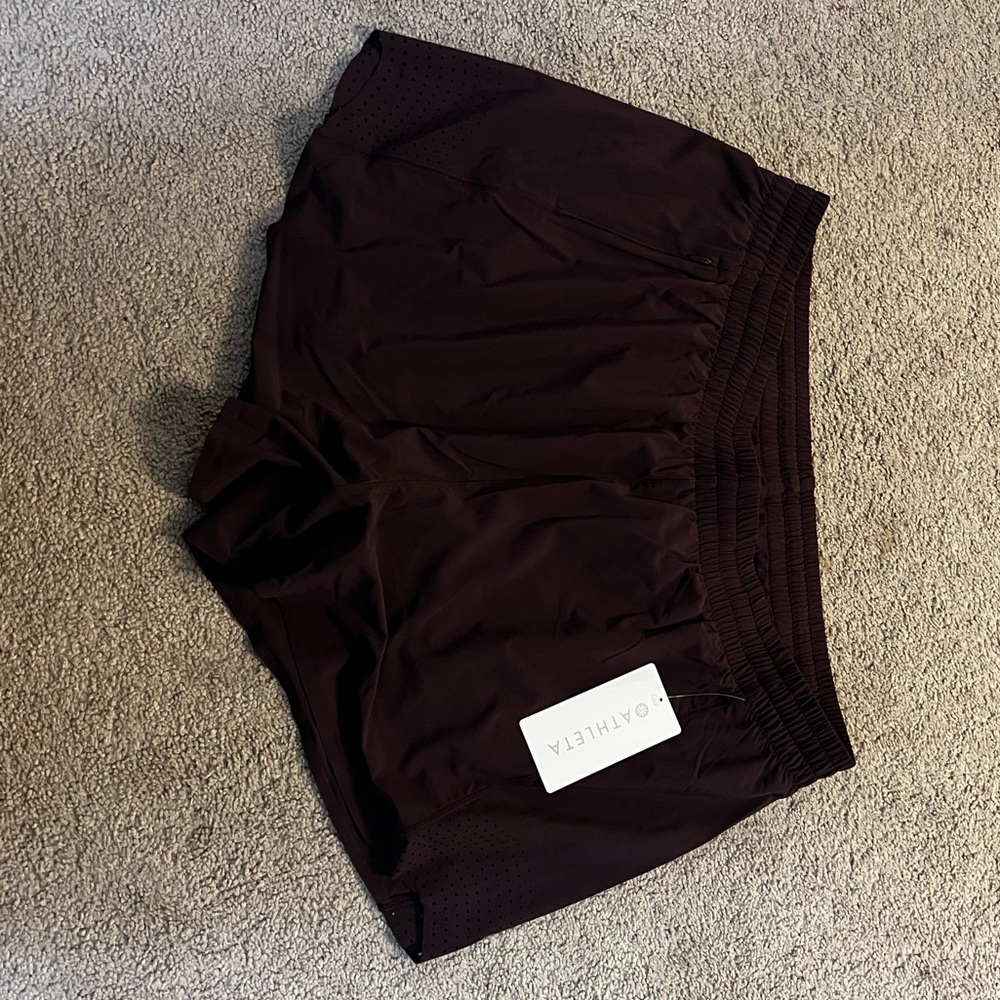 Athleta hustle shorts Plus